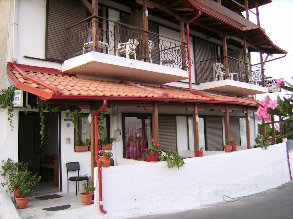 Vassilis Guesthouse Rapsáni المظهر الخارجي الصورة